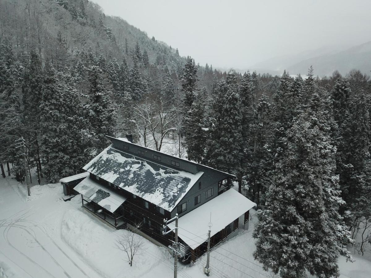 Bears Den Mountain Lodge Hakuba Ngoại thất bức ảnh
