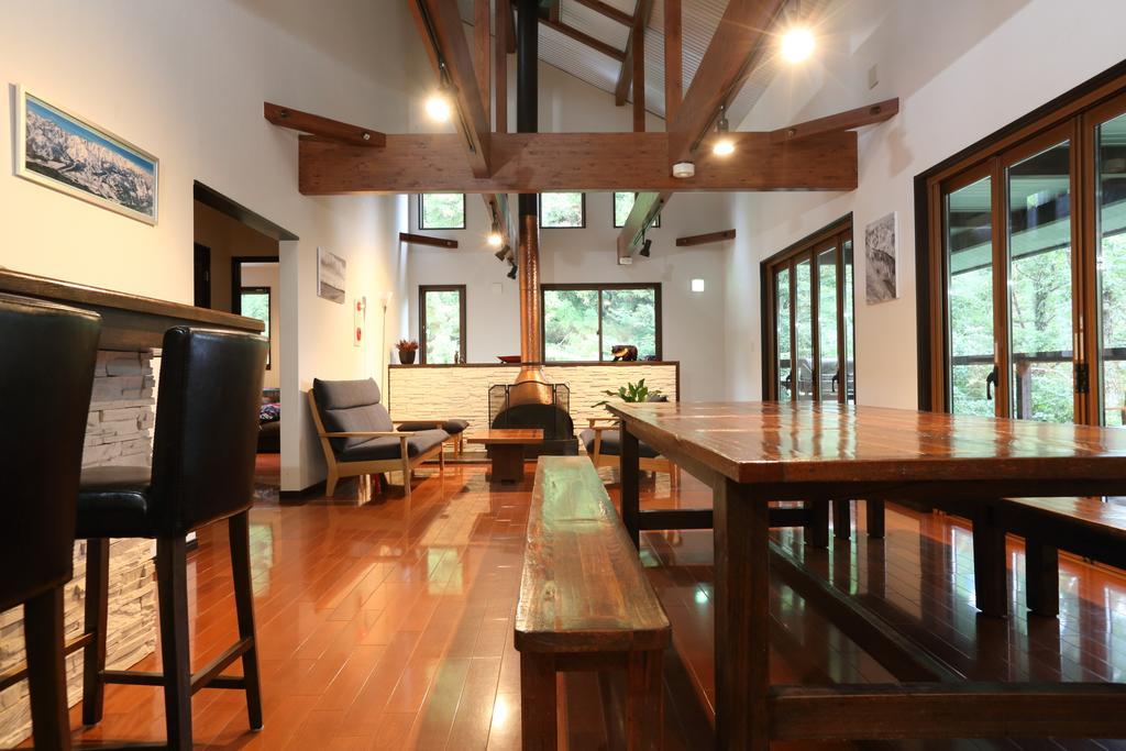Bears Den Mountain Lodge Hakuba Ngoại thất bức ảnh