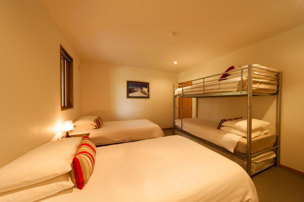 Bears Den Mountain Lodge Hakuba Ngoại thất bức ảnh